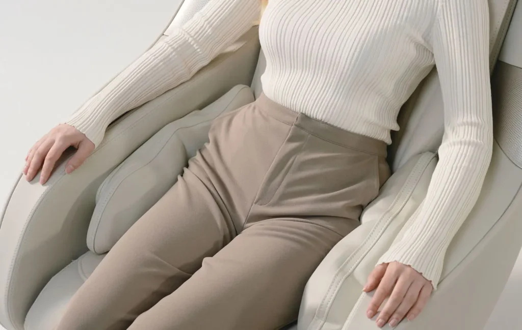 Fotoliul de masaj și relaxare Ceragem Pause M6 25 Dispozitive de termomasaj: paturi termomasaj CERAGEN V4 ai MB 1101, saltele CERATONIC, si alte dispozitive - la Centrul Ceragem Brașov Fotoliu masaj Ceragem Pause M6 la Ceragem Brasov si comanda online