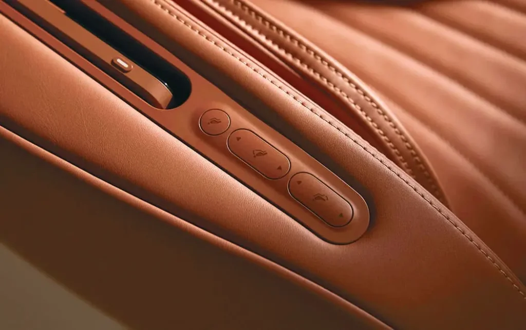 Fotoliul de masaj și relaxare Ceragem Pause M6 19 Dispozitive de termomasaj: paturi termomasaj CERAGEN V4 ai MB 1101, saltele CERATONIC, si alte dispozitive - Magic Belt, Magic Cushion, IShoulder, IFoot Fotoliu masaj Ceragem Pause M6 la Ceragem Brasov si comanda online